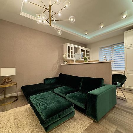 Apartament De Lux Central 萨图马雷 外观 照片